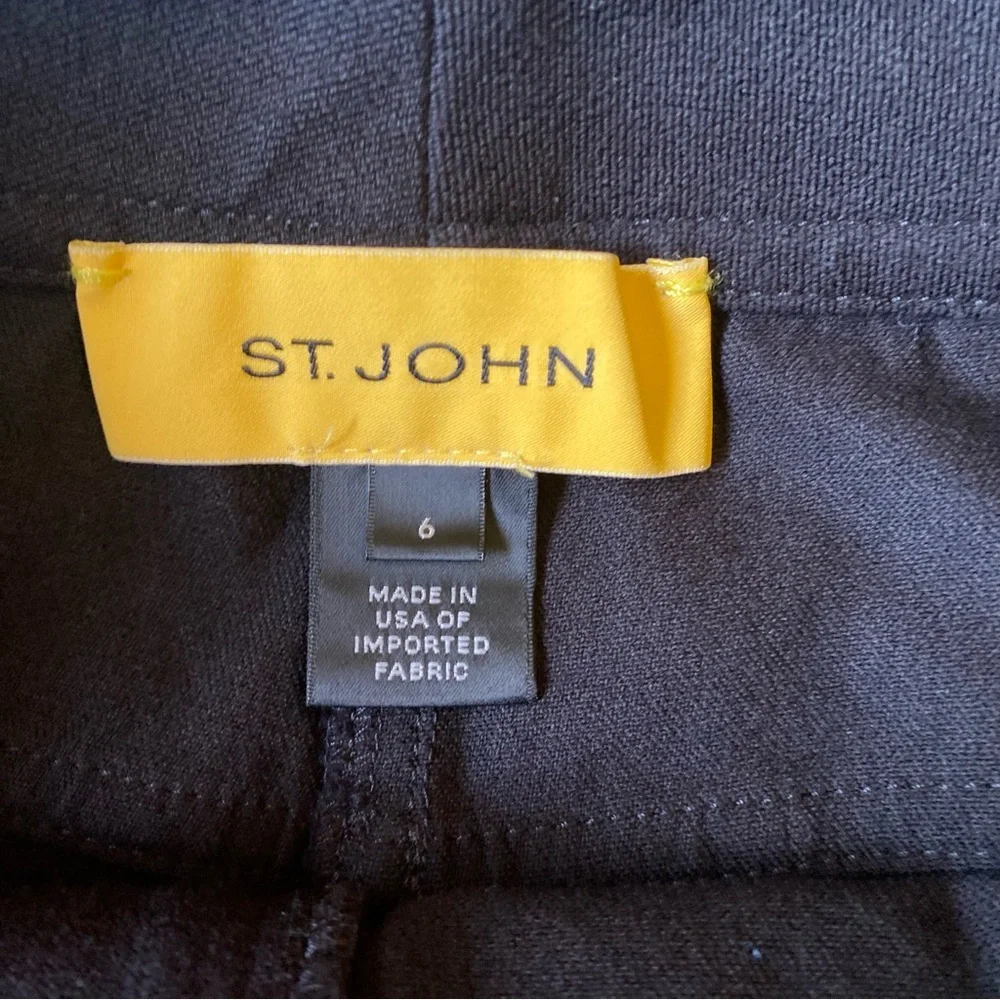 ST. JOHN black jeans EUC